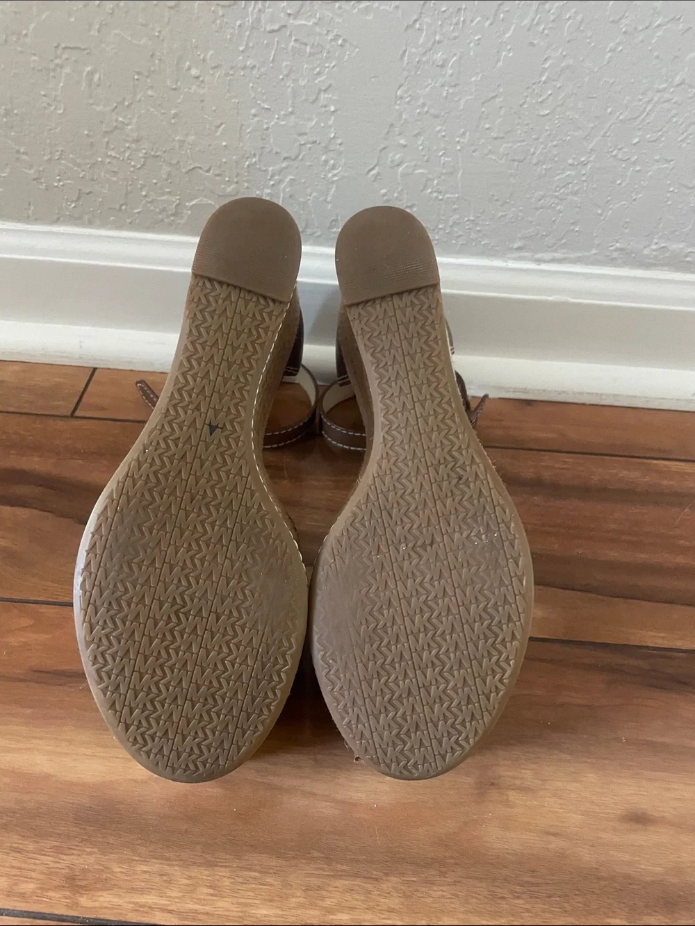 Michael Kors gorgeous espadrille